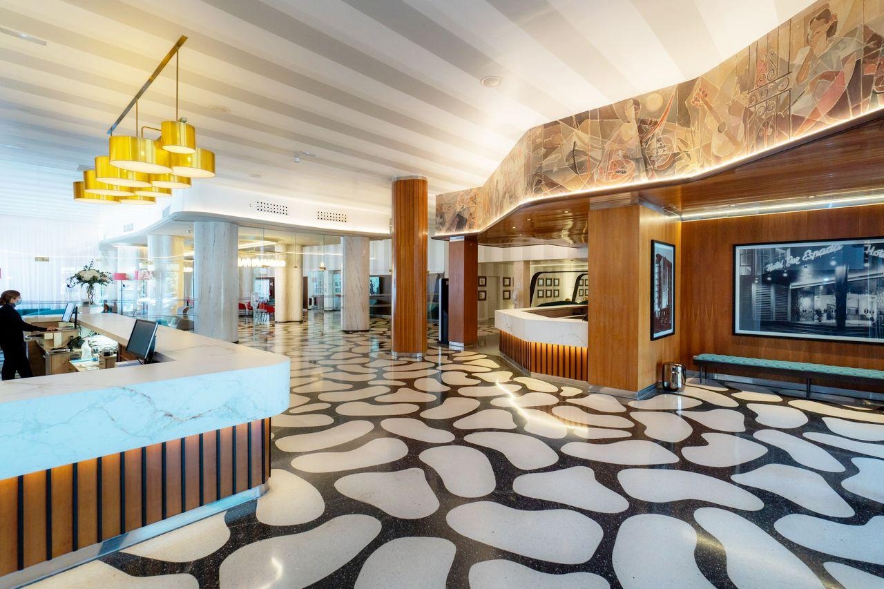 hotel
