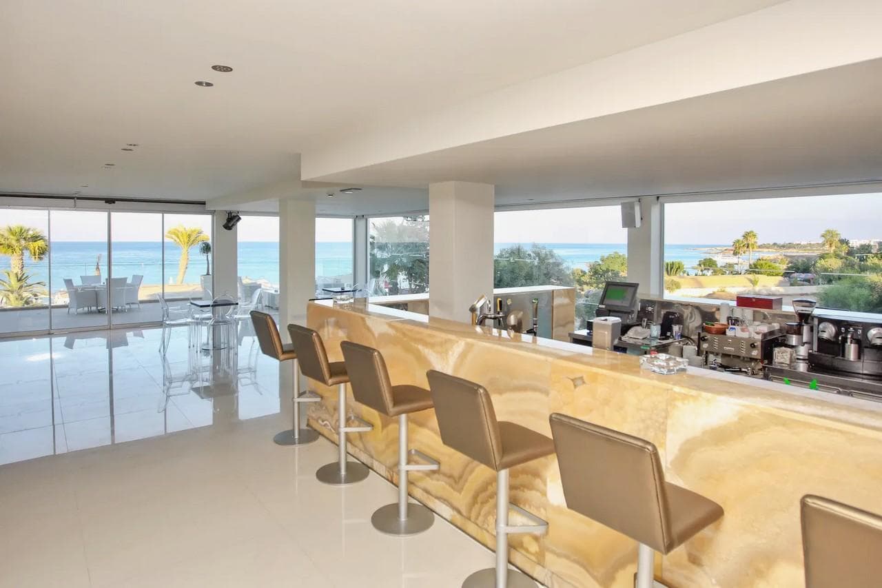 Vrissiana Beach Hotel-10