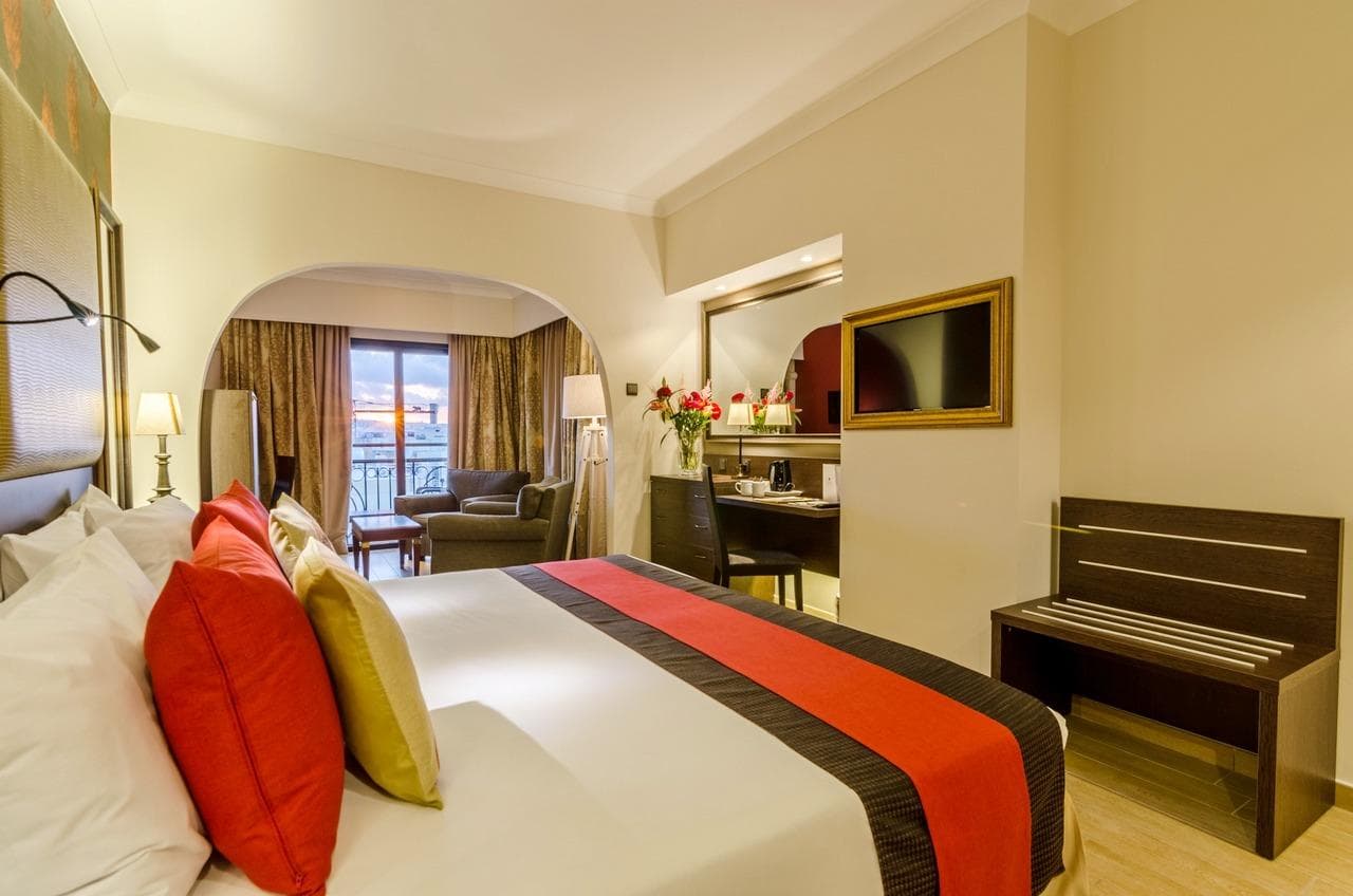 AX The Victoria Hotel