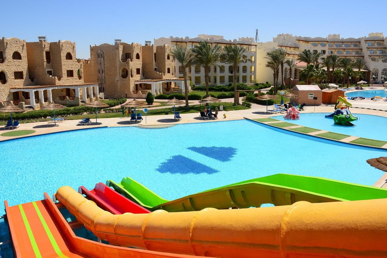 Royal Lagoons Resort & Aqua Park-5