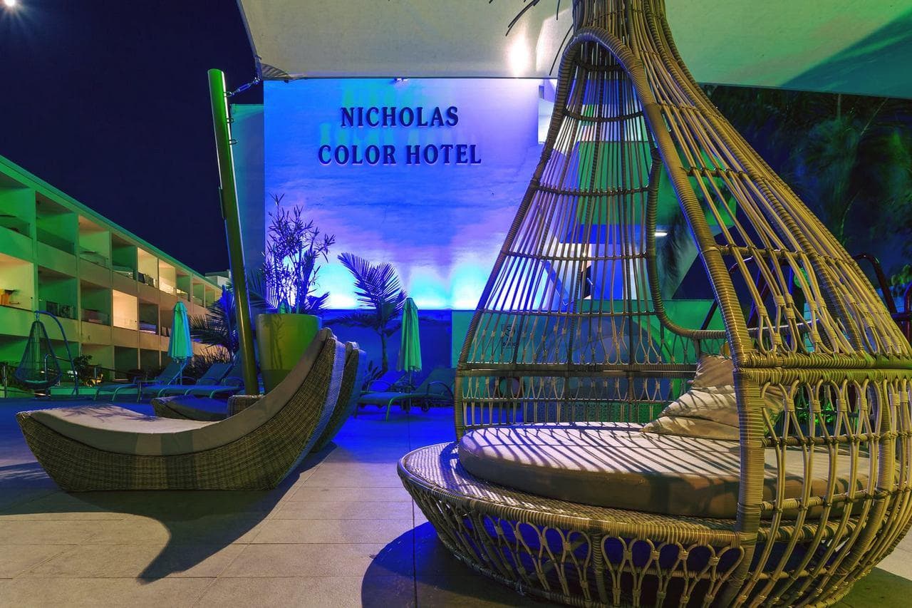 Nicholas Color Hotel-21