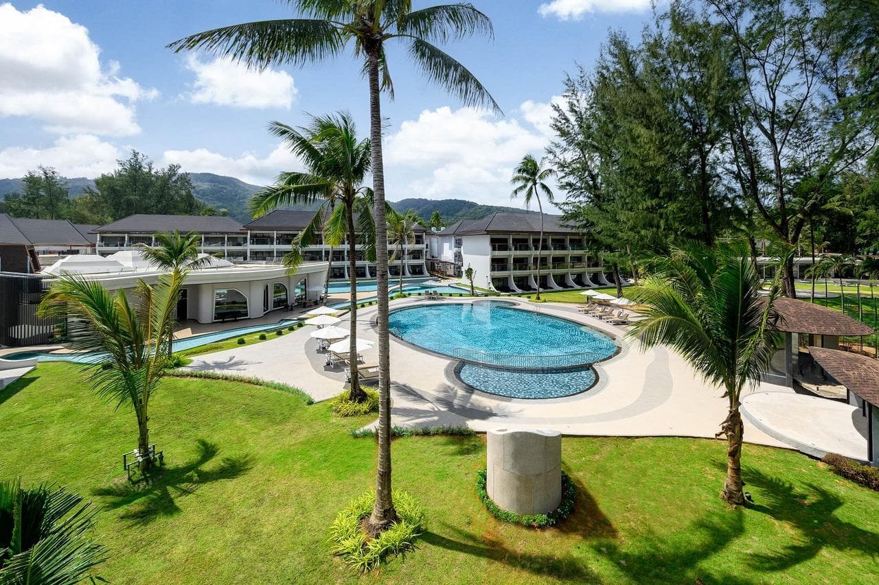 Amora Beach Resort Phuket
