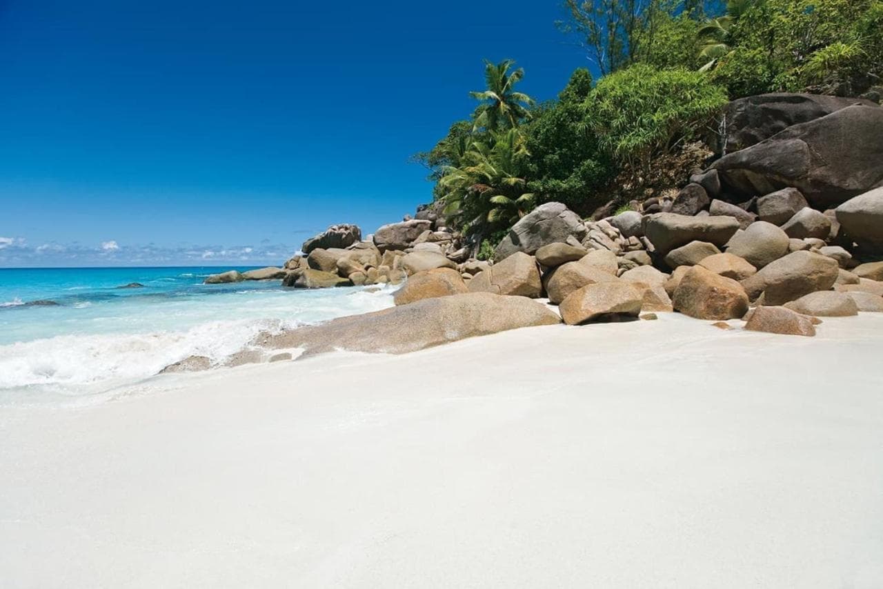 Constance Lemuria,Seychelles