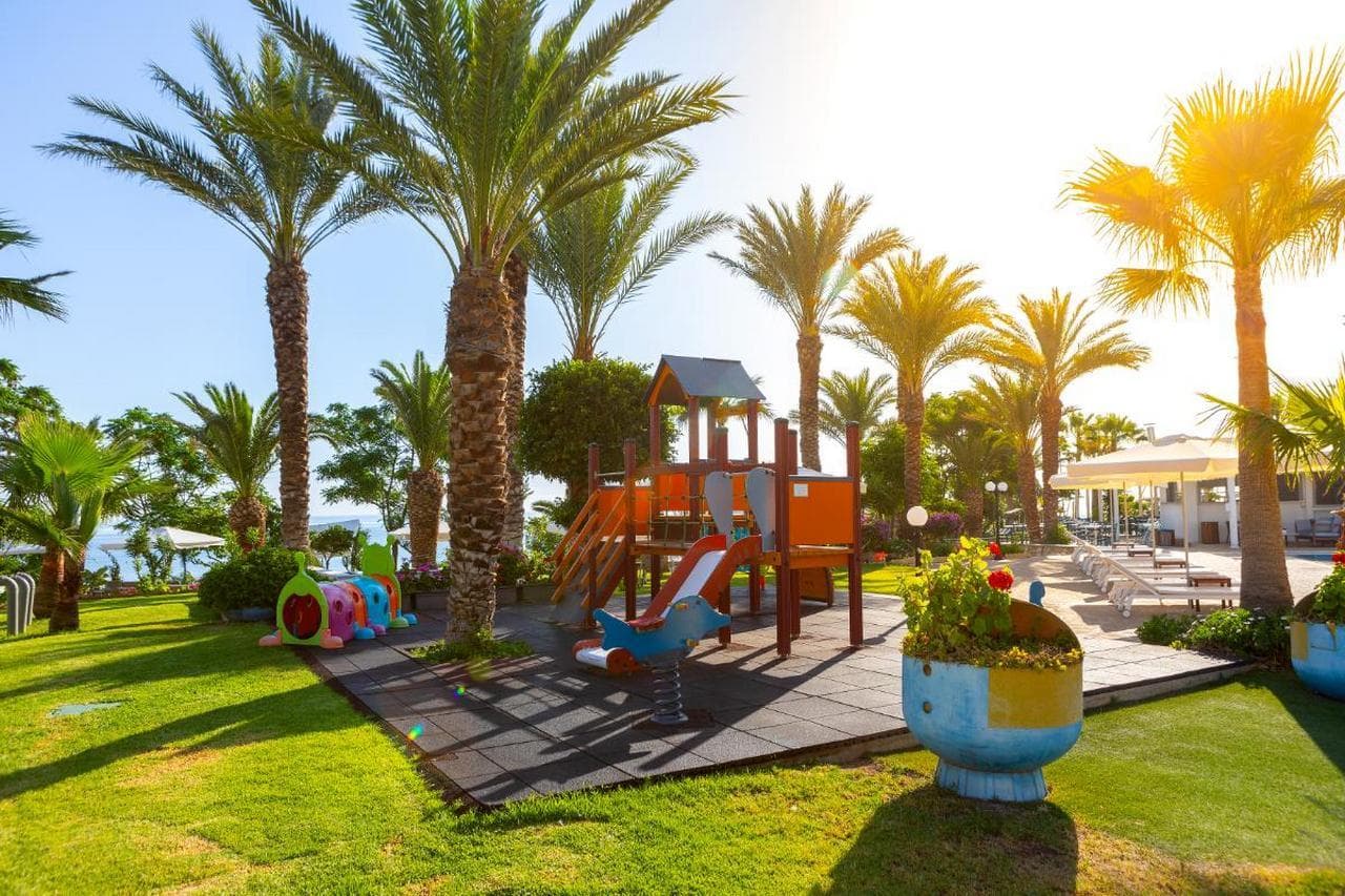 Crystal Springs Beach Hotel-29