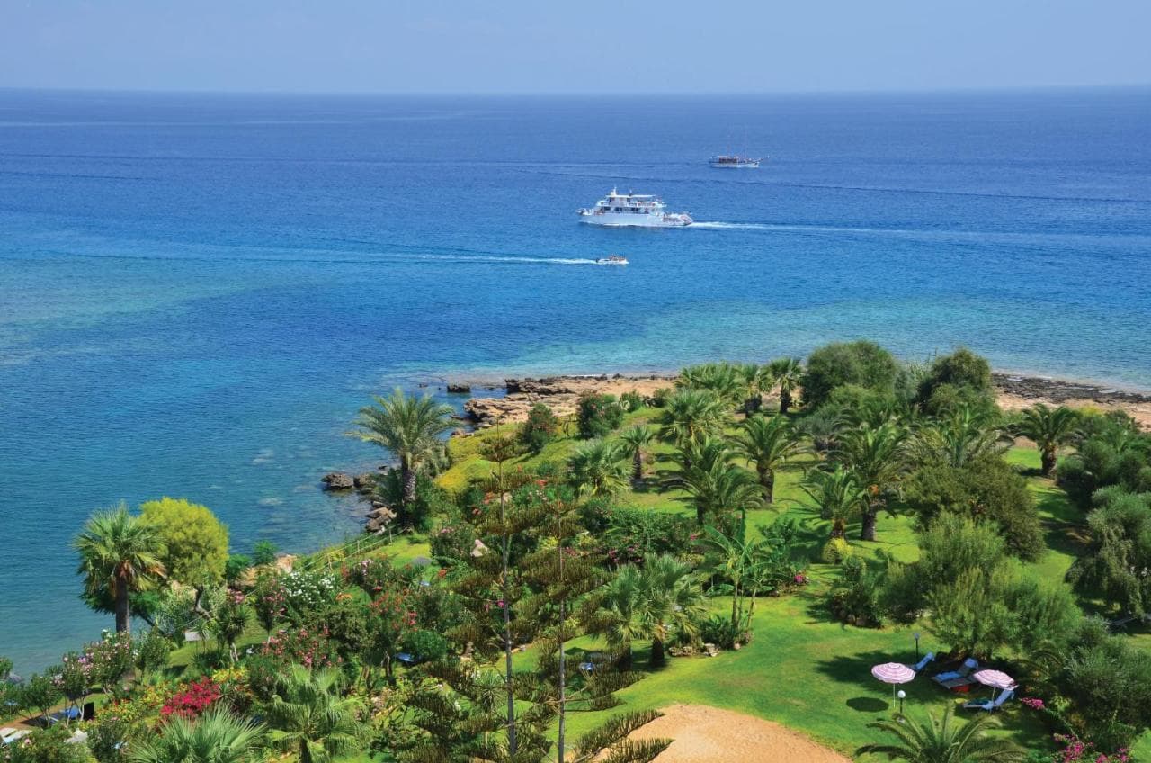 Crystal Springs Beach Hotel-9