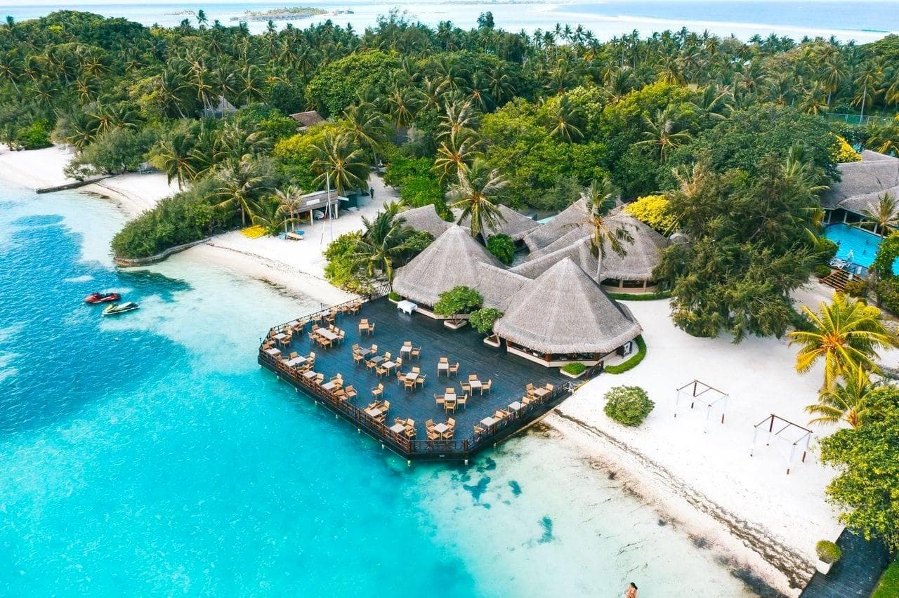 Adaaran Select Hudhuranfushi Resort