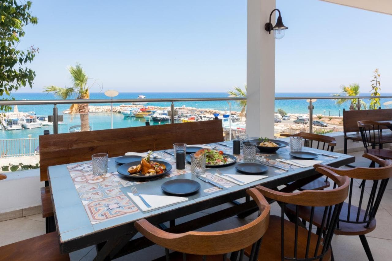 Golden Coast Beach Hotel-23