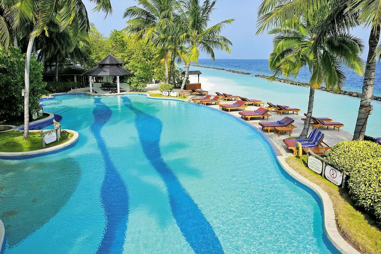 Royal Island Resort & Spa-8