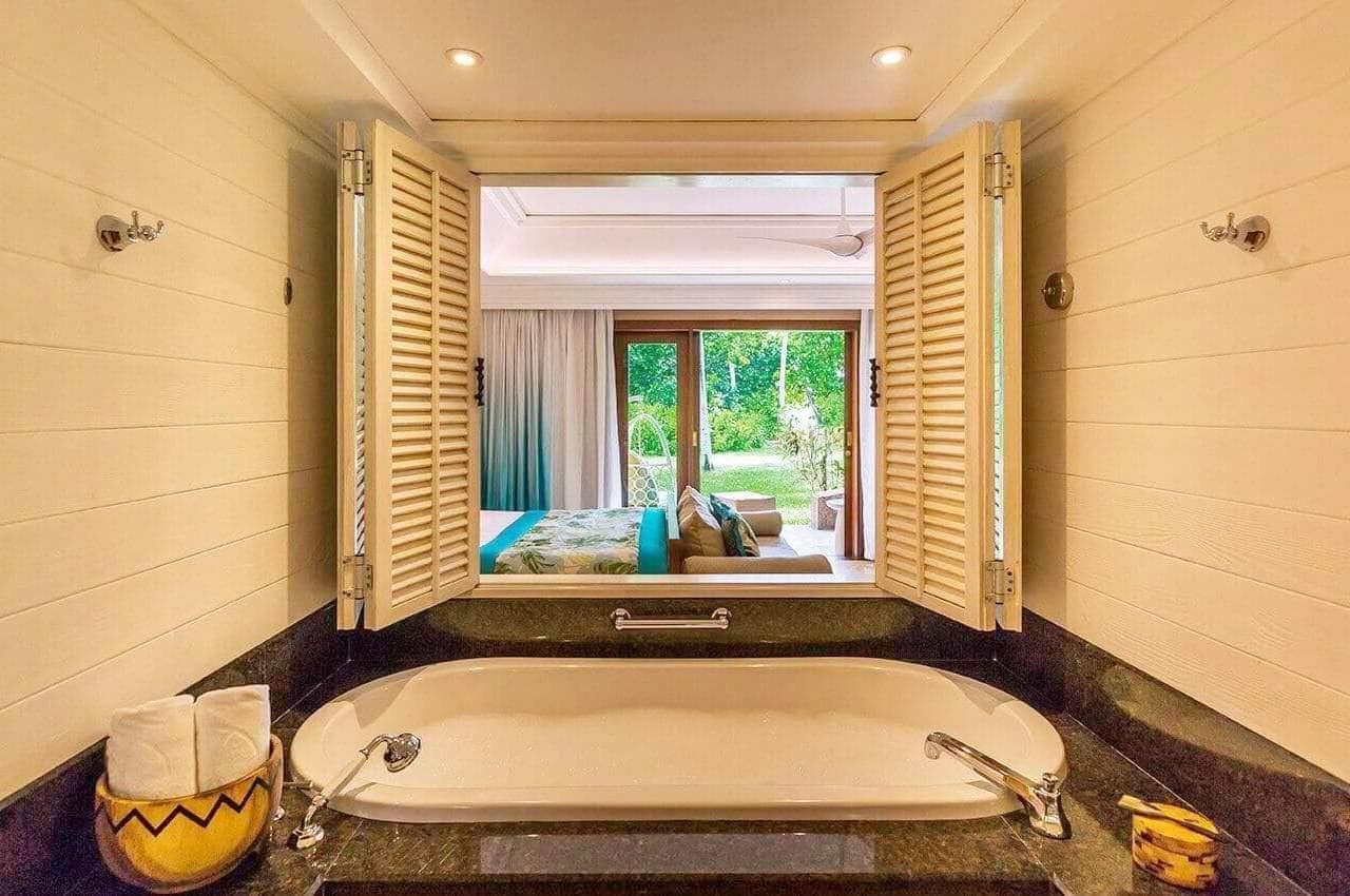 Constance Lemuria,Seychelles