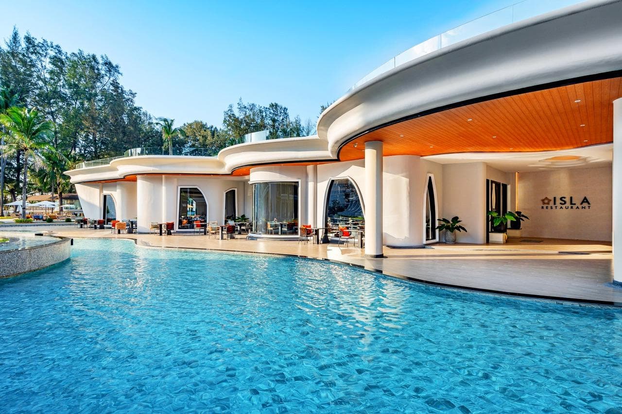 Amora Beach Resort Phuket