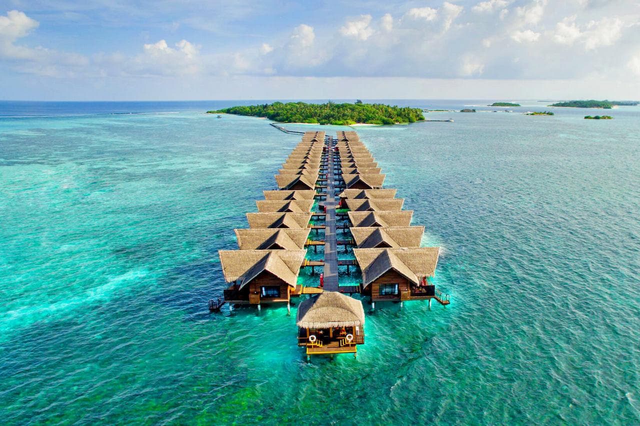 Adaaran Select Hudhuranfushi Resort