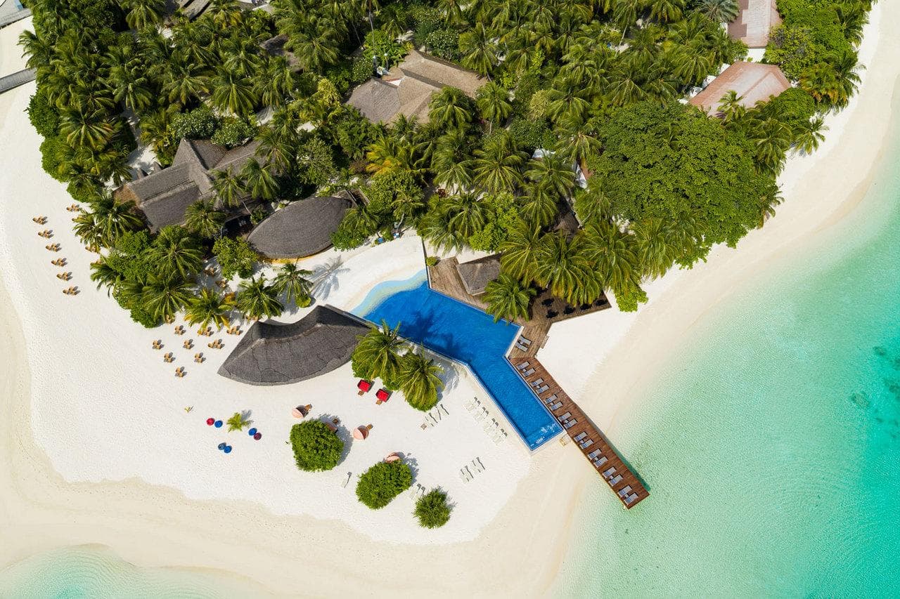Kuramathi Island Resort