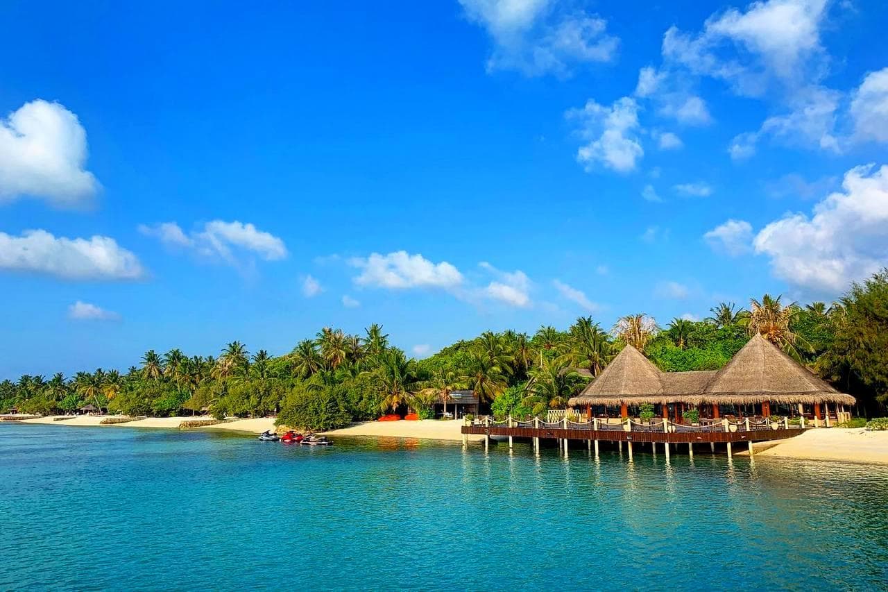 Adaaran Select Hudhuranfushi Resort