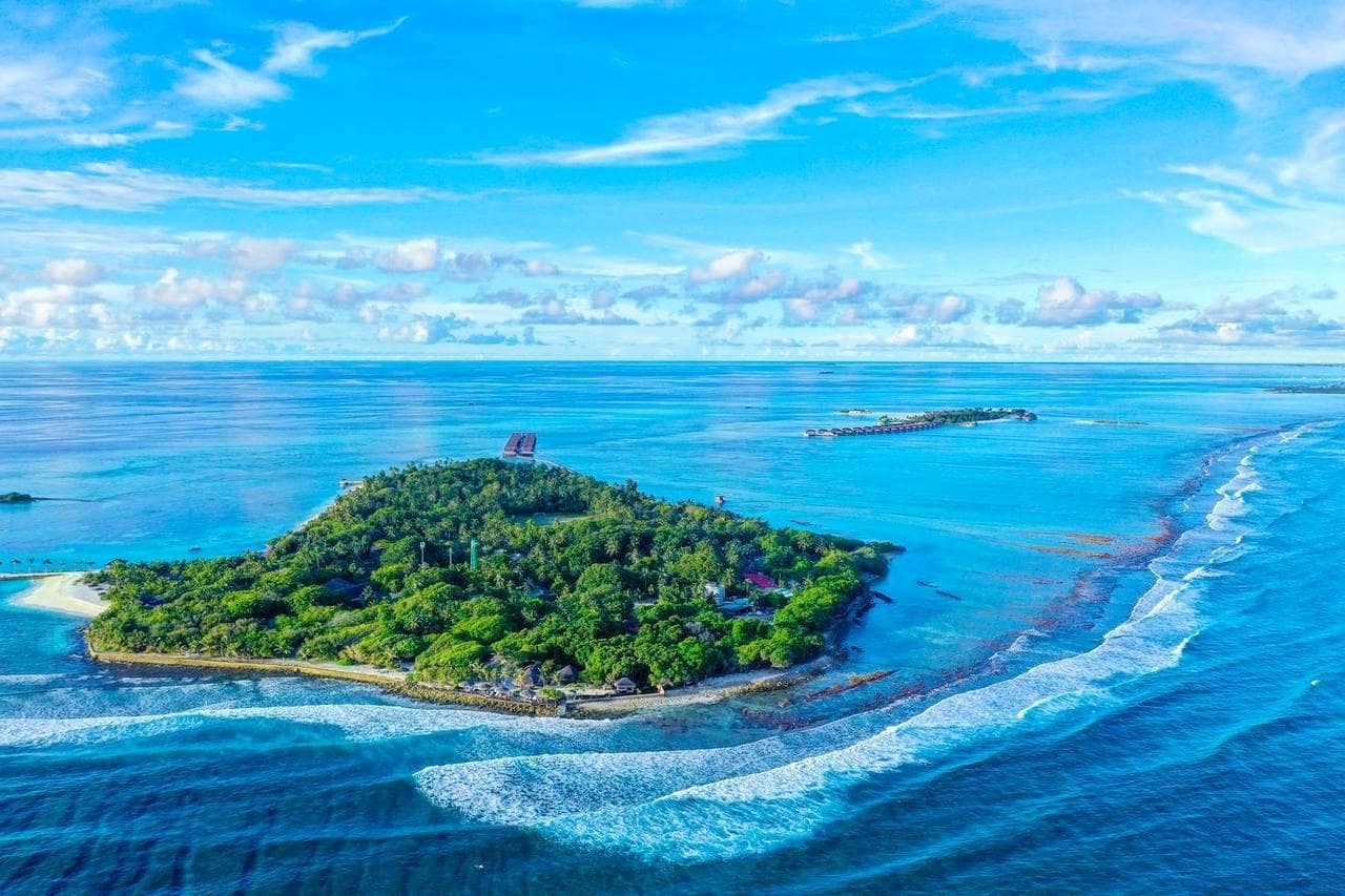 Adaaran Select Hudhuranfushi Resort