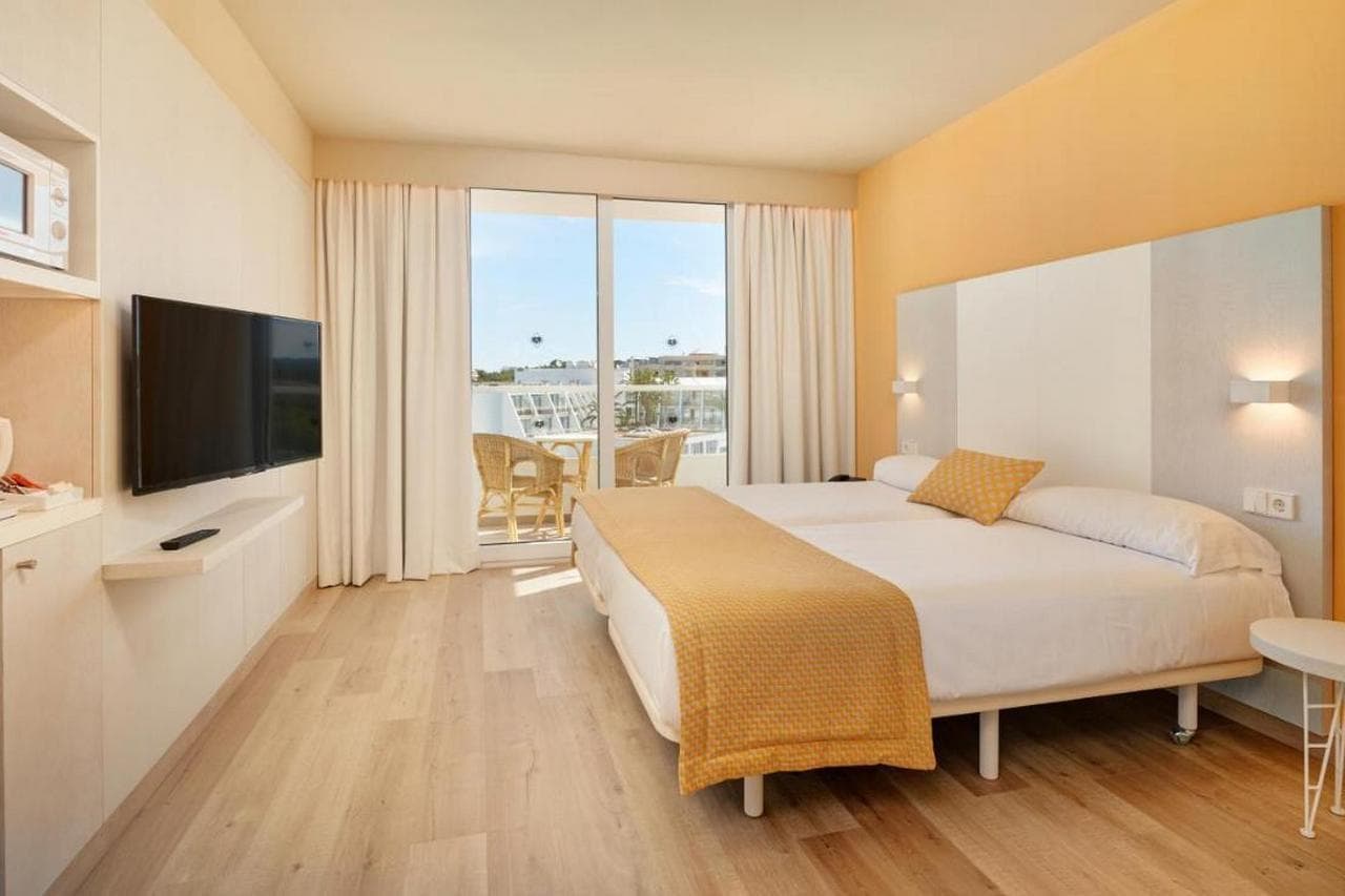 Protur Vista Badía Aparthotel-11