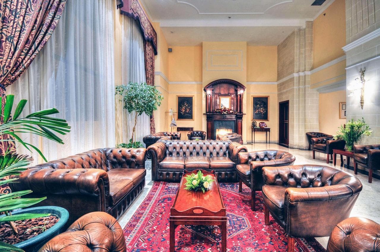 AX The Victoria Hotel