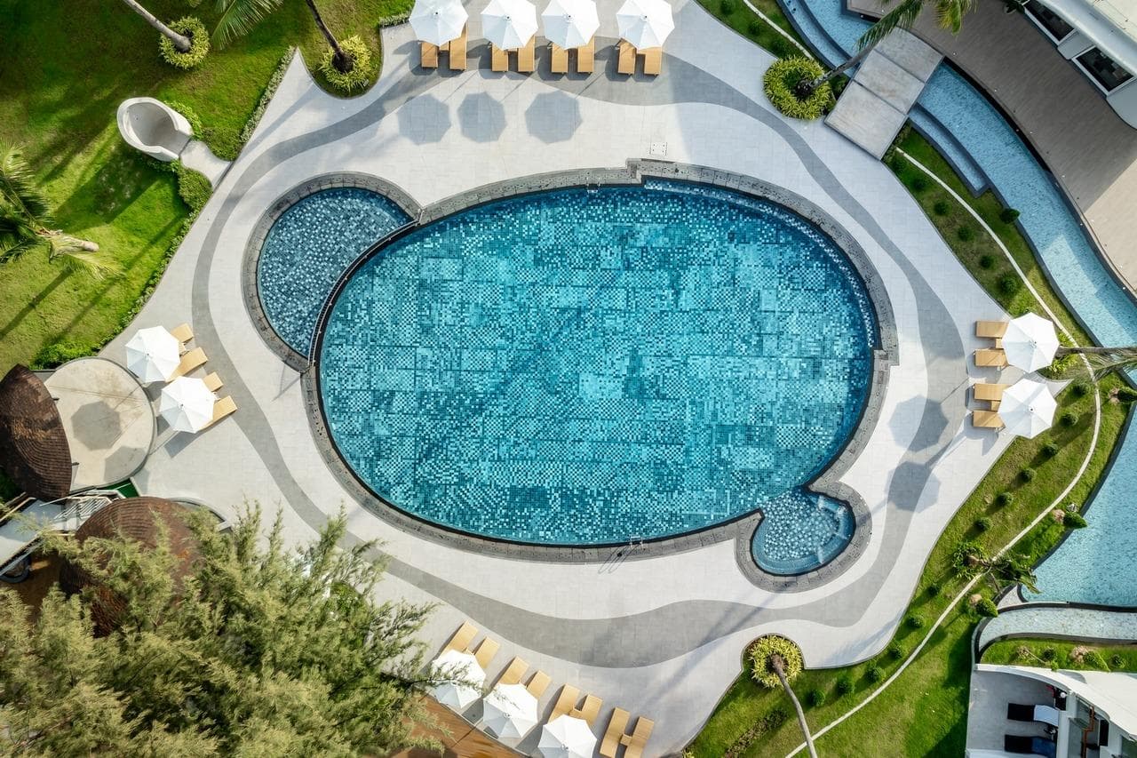Amora Beach Resort Phuket