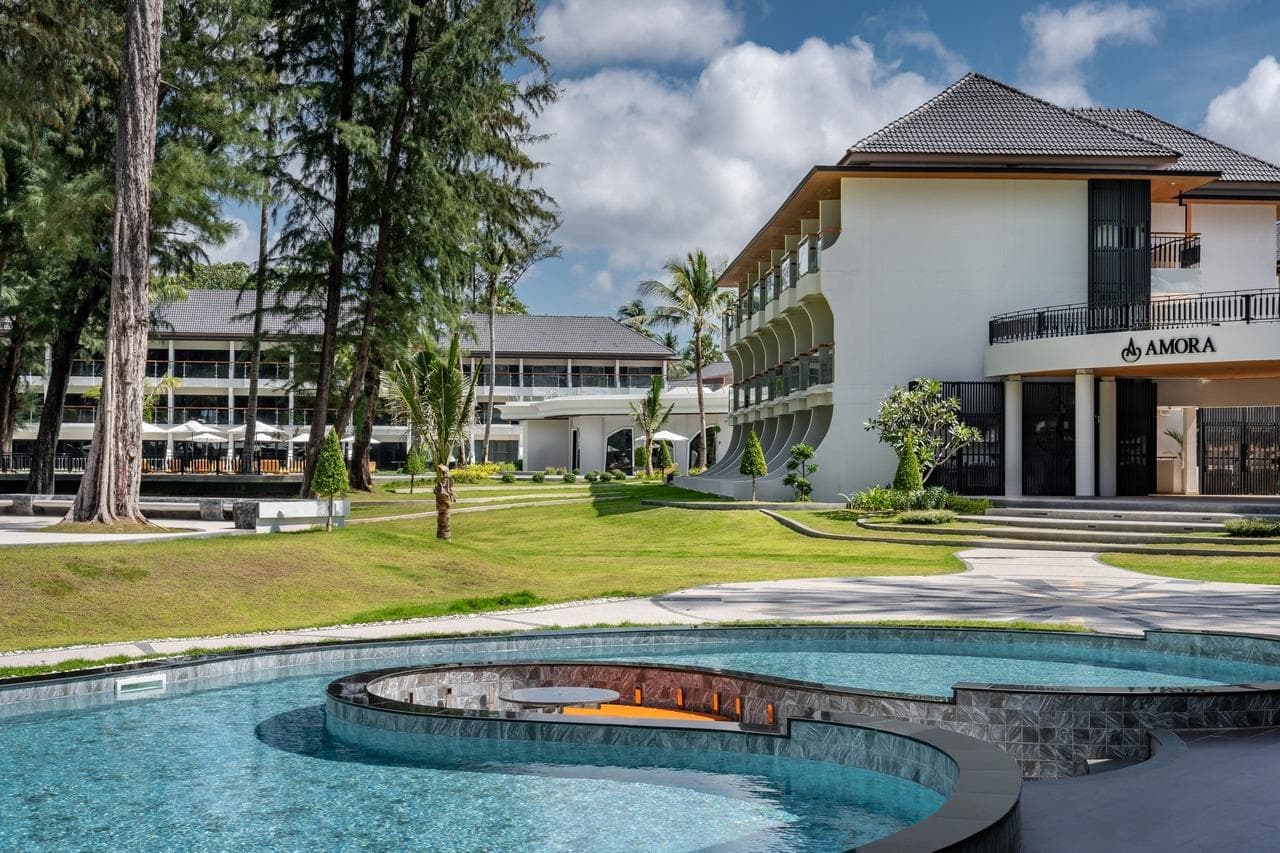 Amora Beach Resort Phuket