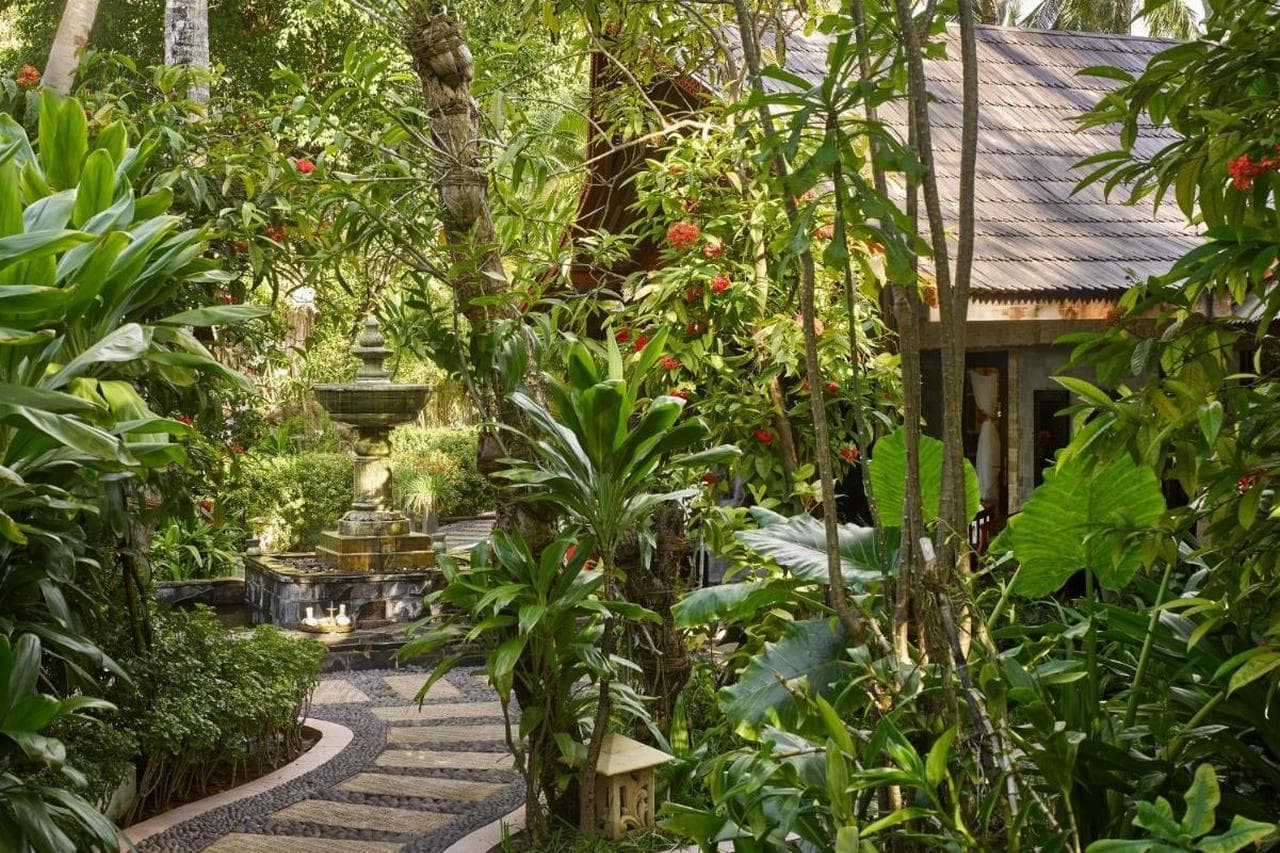 Villa Park Sun Island Resort