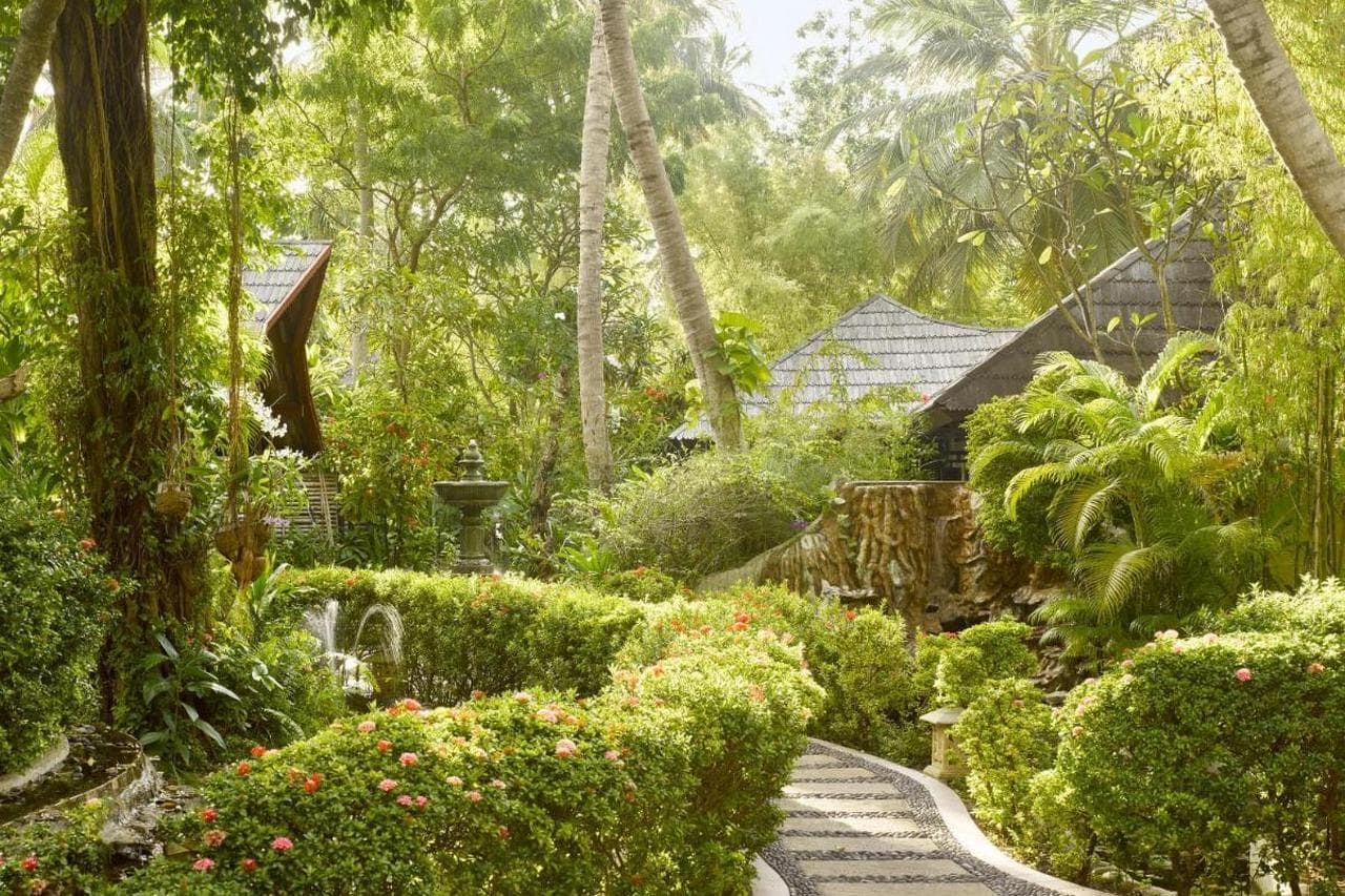 Villa Park Sun Island Resort