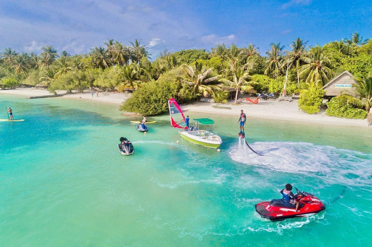 Adaaran Select Hudhuranfushi Resort