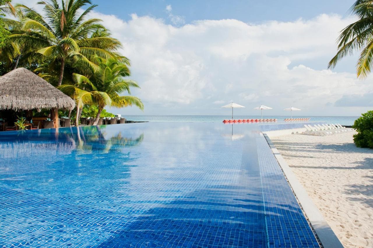 Kuramathi Island Resort