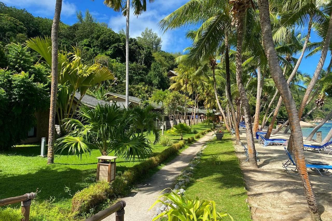 Coco de Mer Hotel and Black Parrot Suites