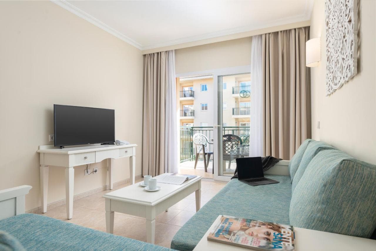 Aparthotel Can Picafort Palace-11