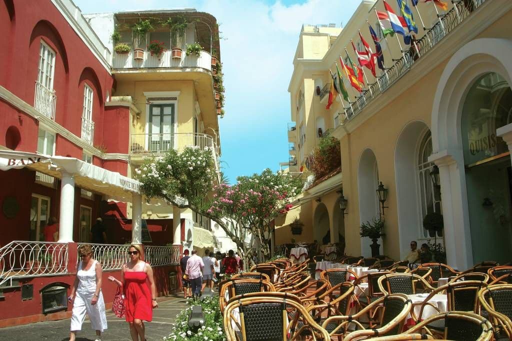 Poznávací zájezdy - Itálie - Ischia - Ischia, Capri, Amalfi poznávací zájezd - Pineta