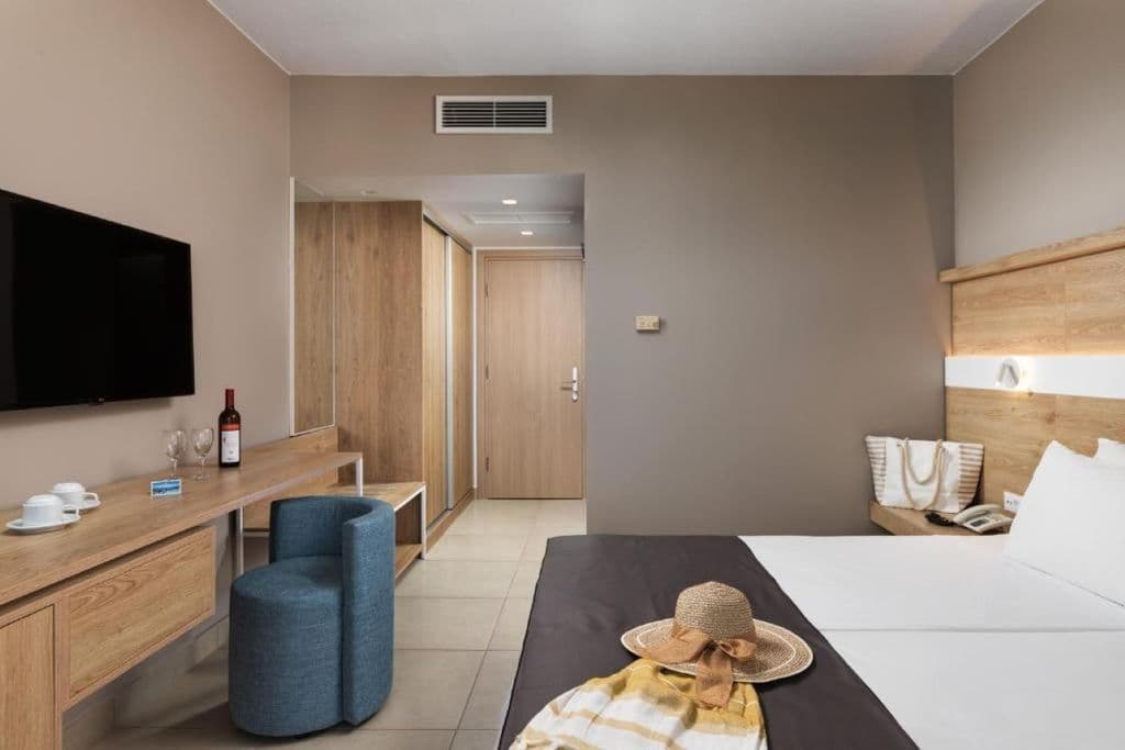 Řecko - Lambi - Aeolos Beach