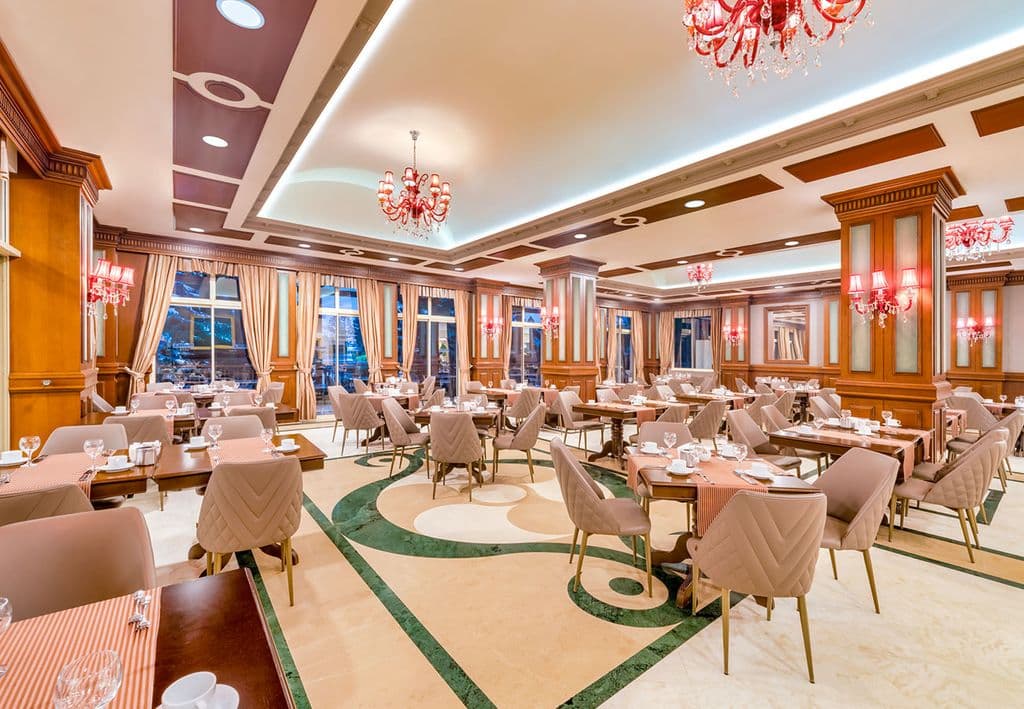 Turecko - Lara - Delphin Diva